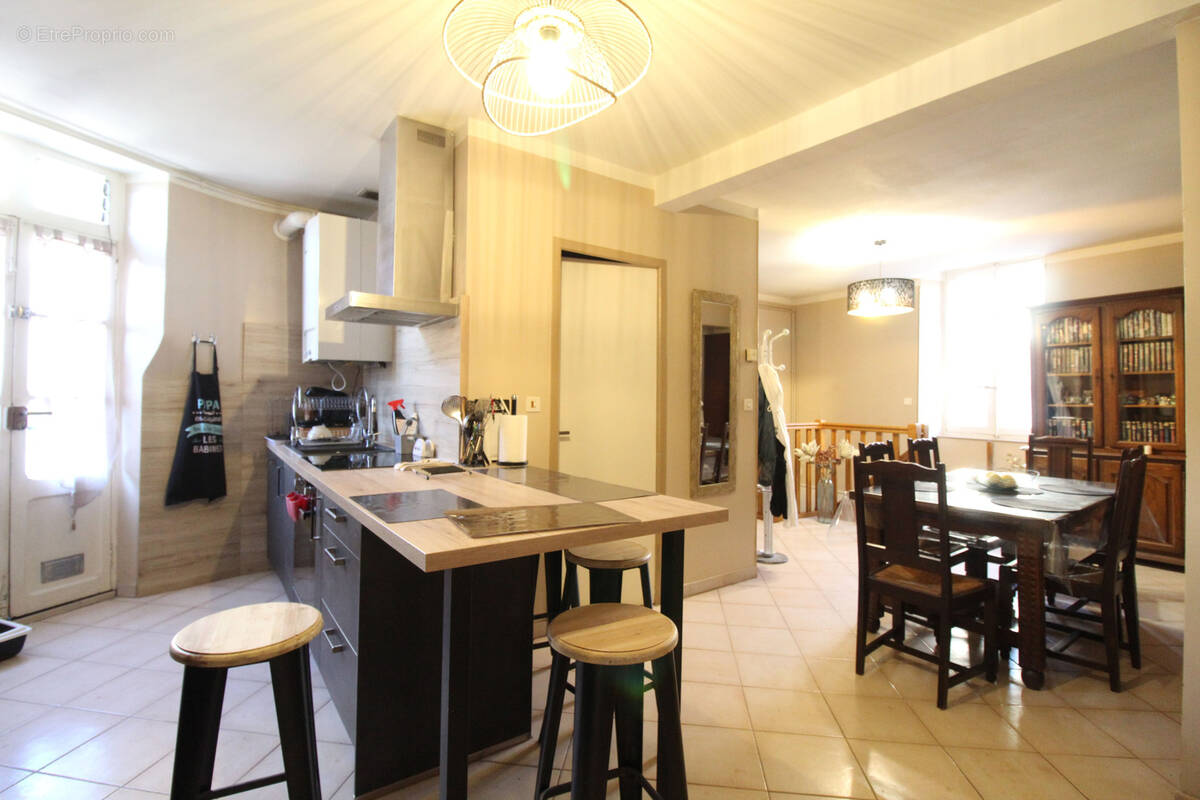 Appartement à SAINT-AFFRIQUE