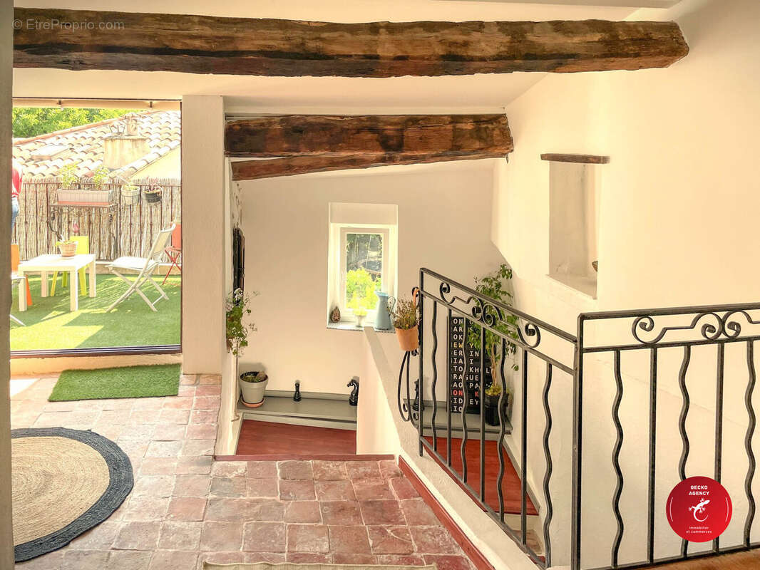 Maison à FIGANIERES