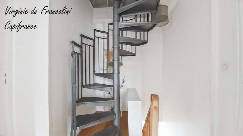 Montreuil-A vendre maison 5p-Parfait état-3/4 chambres-122m2 au sol-Terrasse,jardin,cour,balcon-Garage-11mn métro L9 - photo 17
