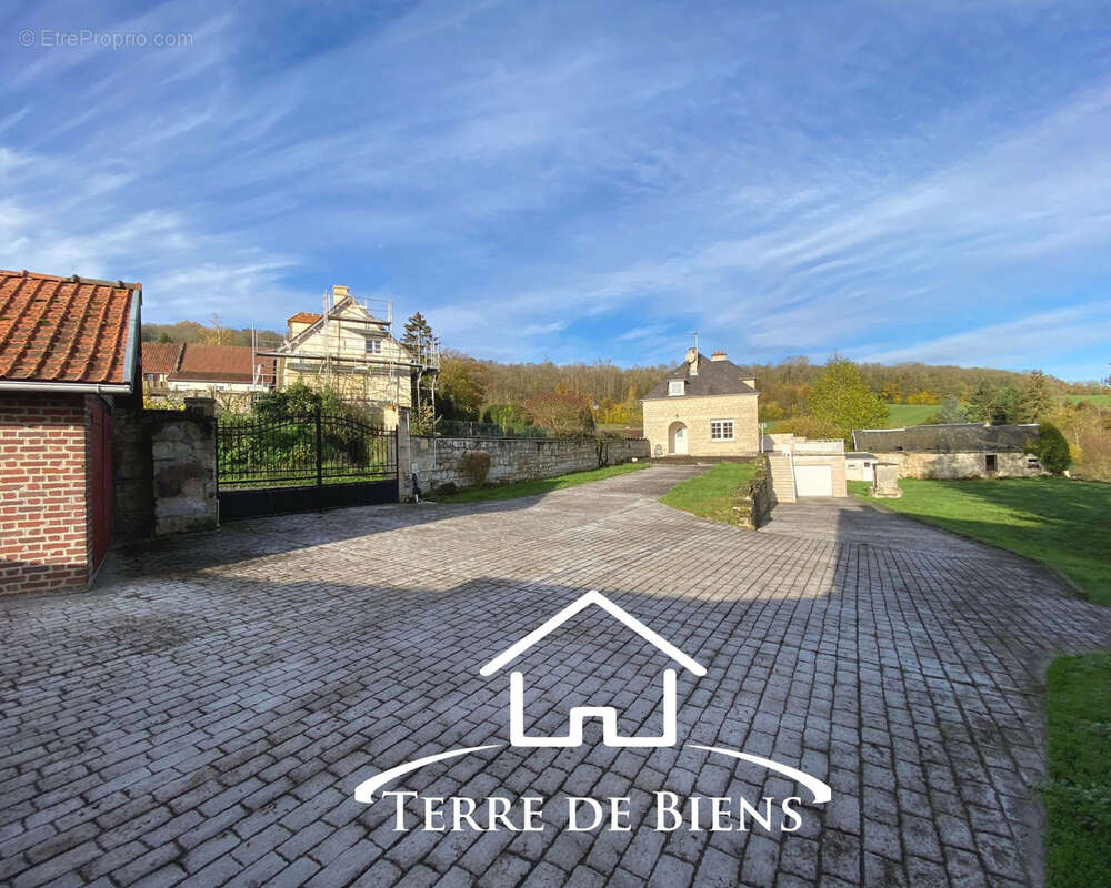 Maison à BERNY-RIVIERE