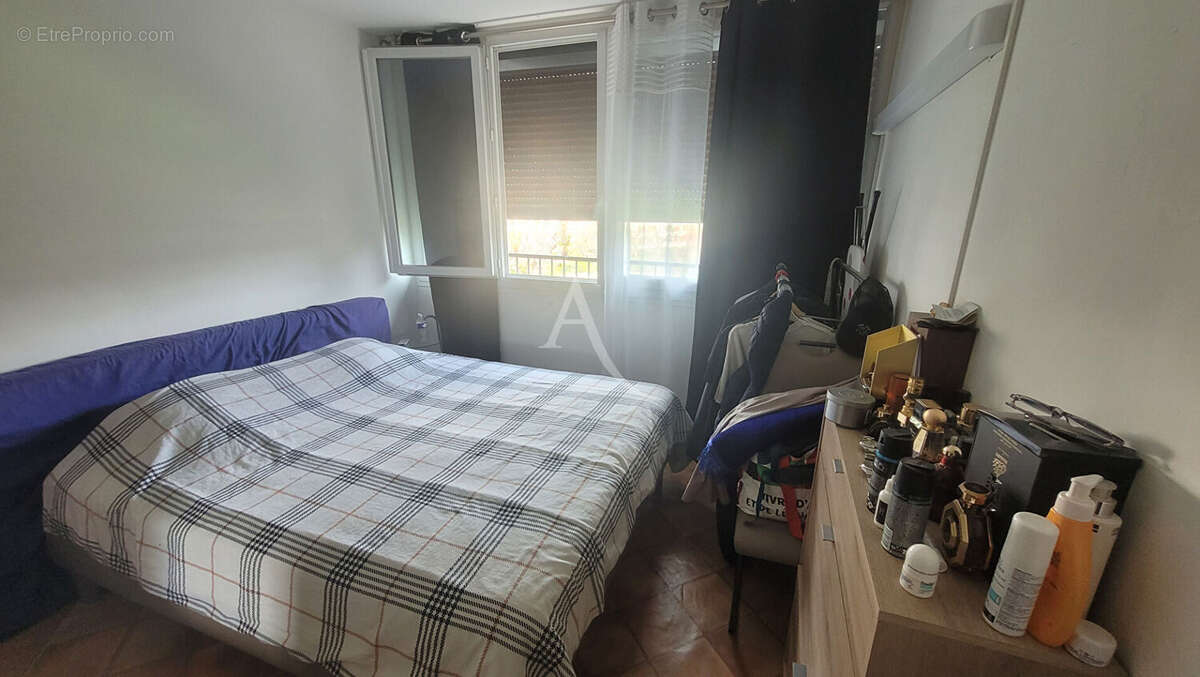 Appartement  3 pièces 55 m2 vendu loué - photo 3