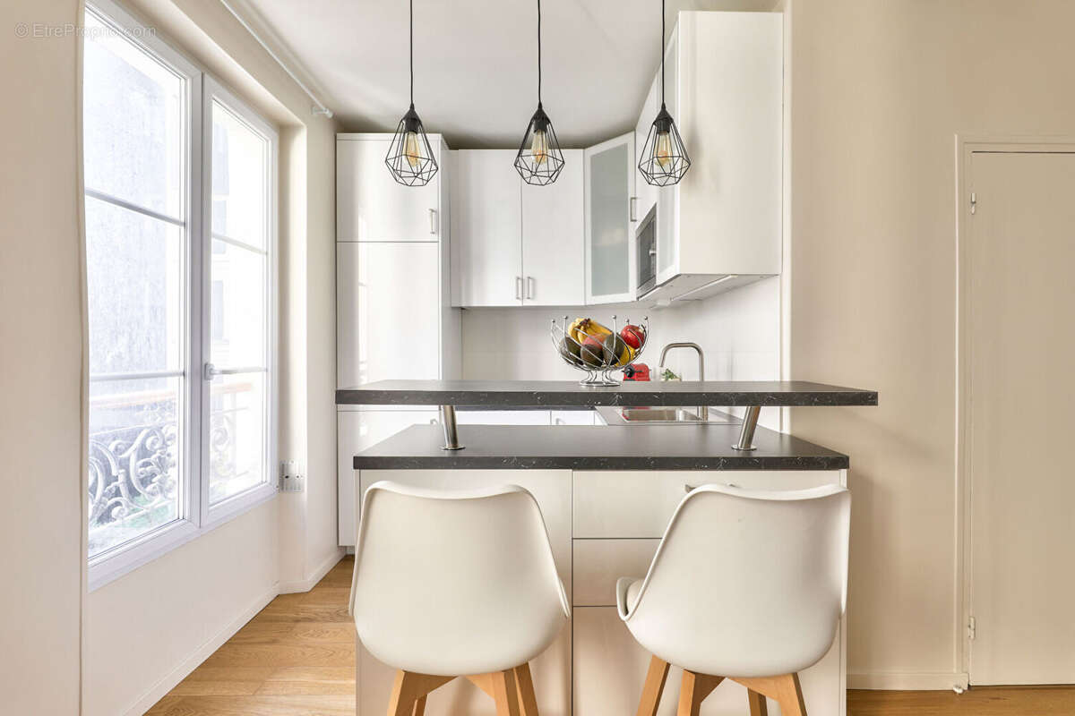 Appartement à PARIS-8E