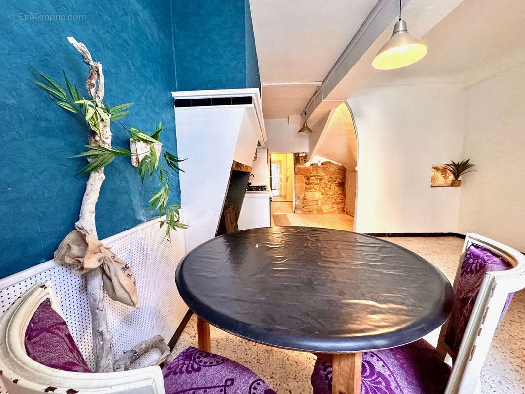 Maison à MONTREDON-DES-CORBIERES