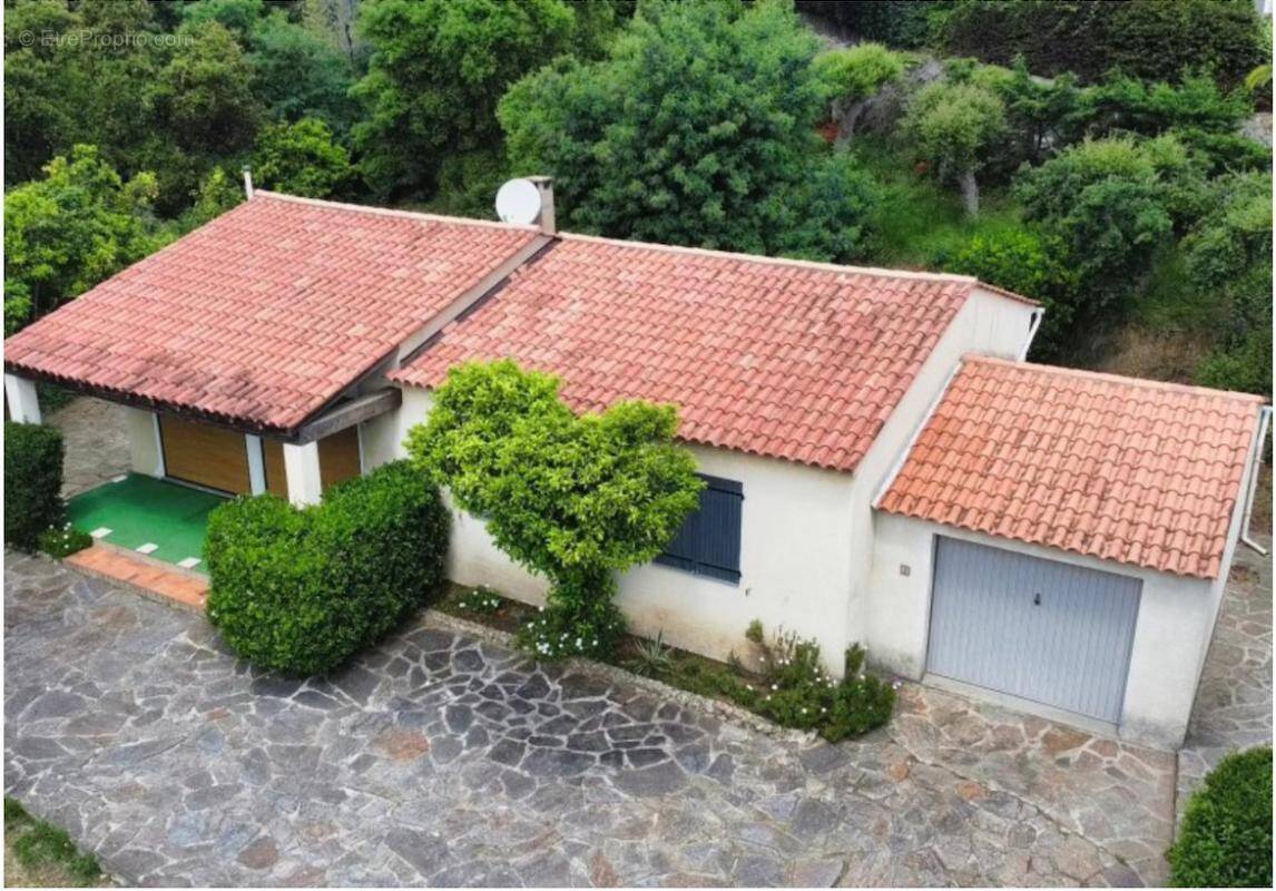 Maison à LA CROIX-VALMER