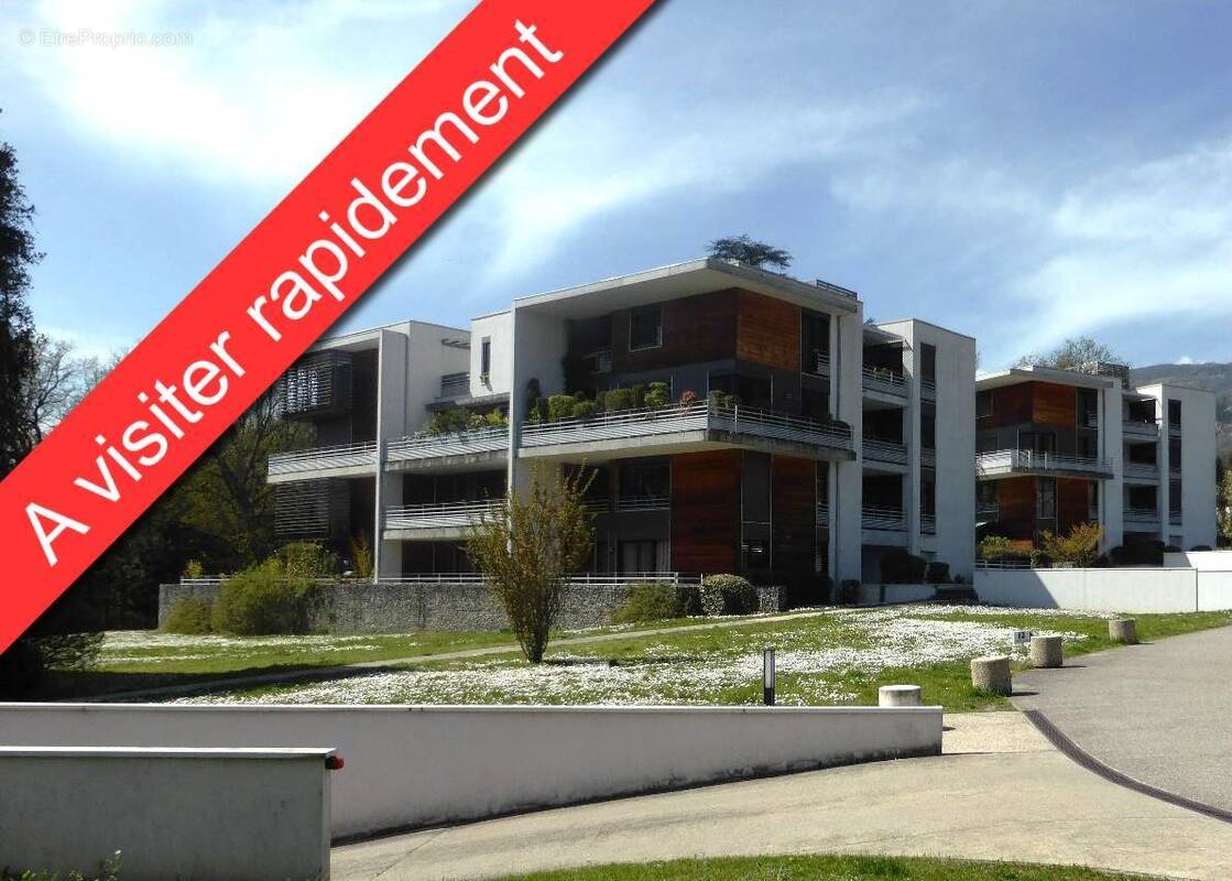   - Appartement à MEYLAN