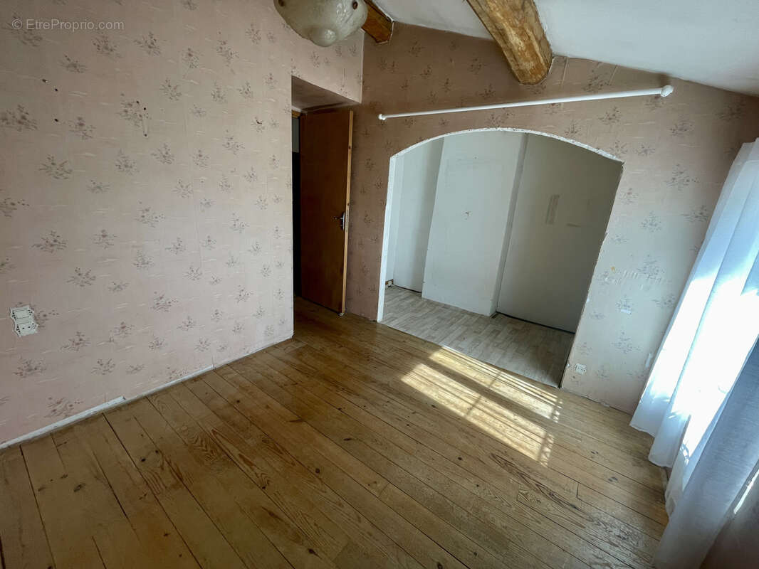 Maison à SAINT-SAVINIEN