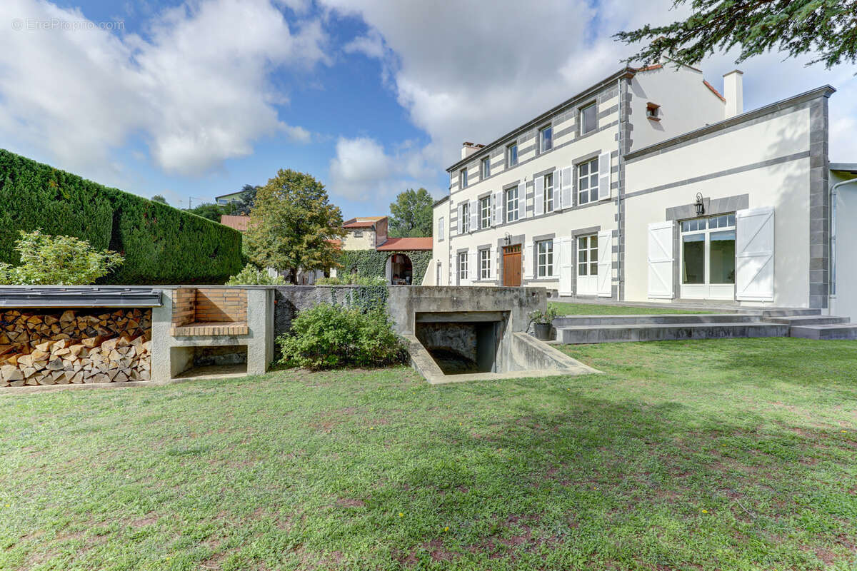 Maison à CHATEAUGAY