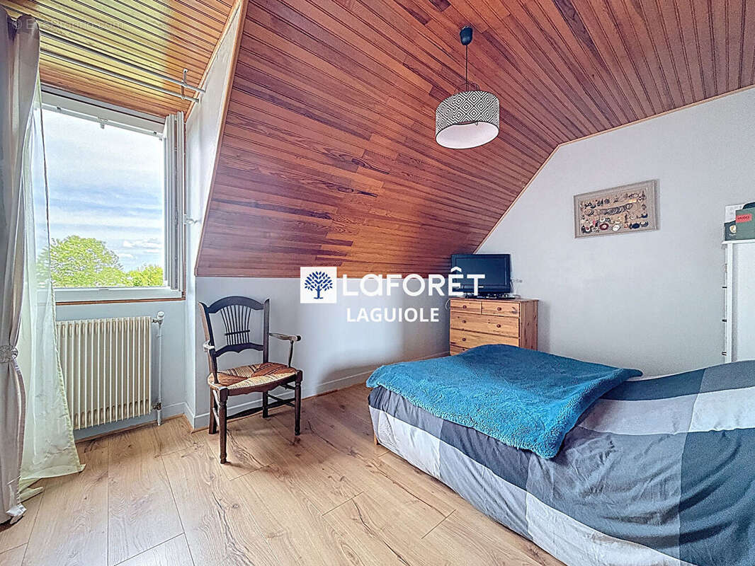 Maison à THERONDELS