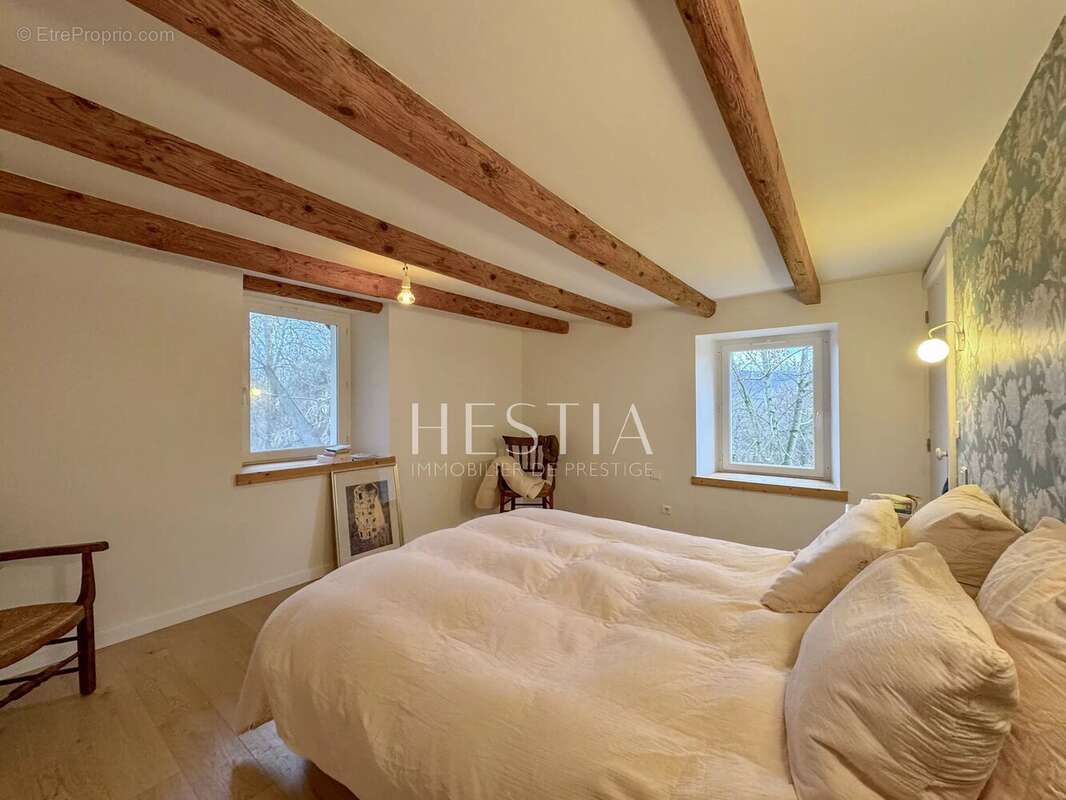 Maison à ALLONZIER-LA-CAILLE