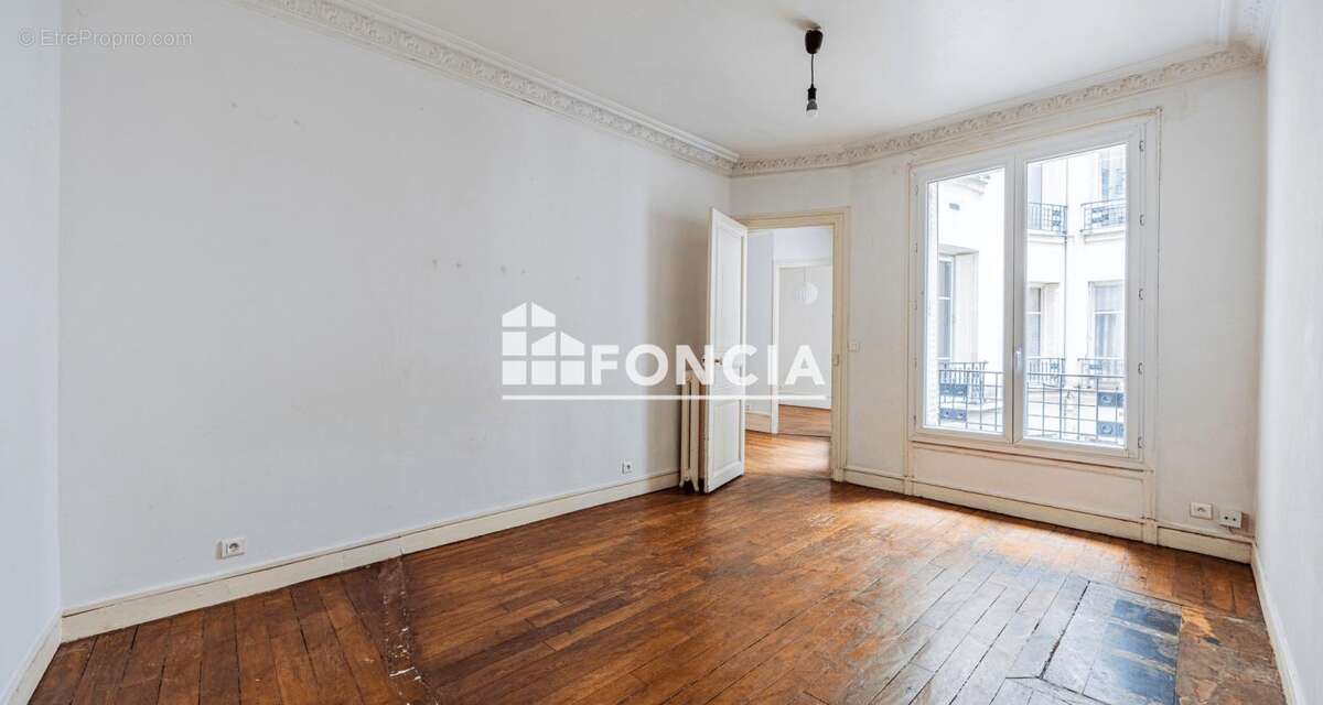 Appartement à PARIS-15E