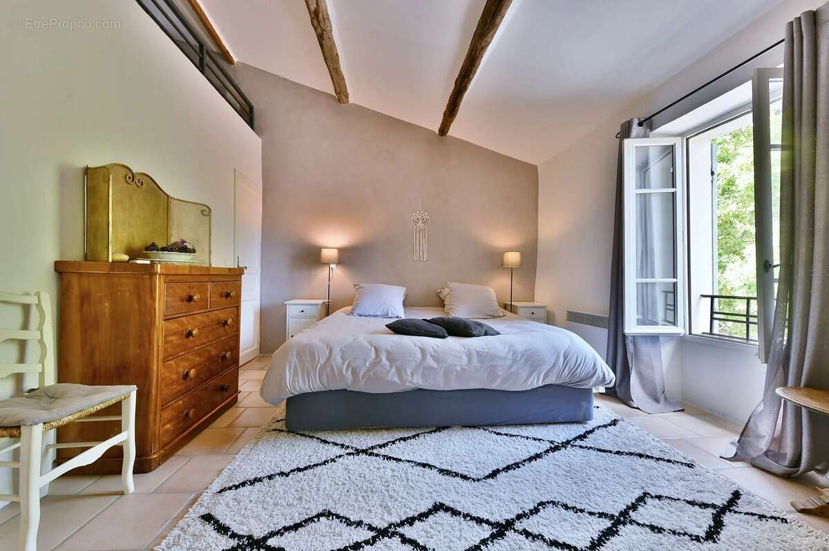 Maison à UZES