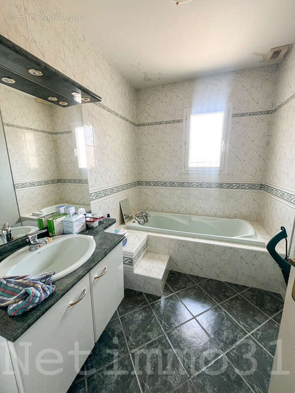 magnifique vue pour cette maison en plein centre ville - photo 5
