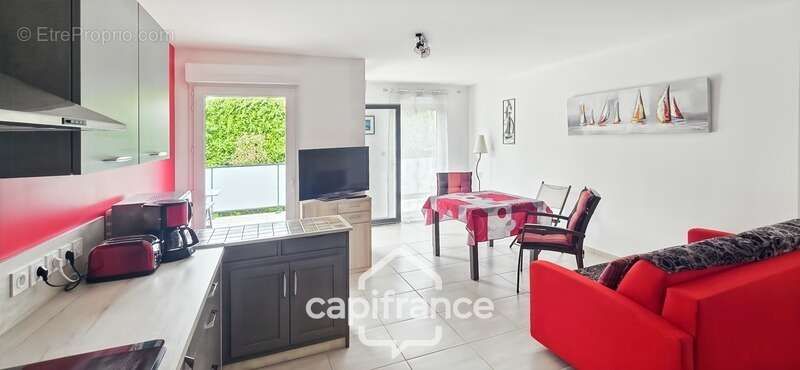 Appartement à SAINT-CYR-SUR-MER