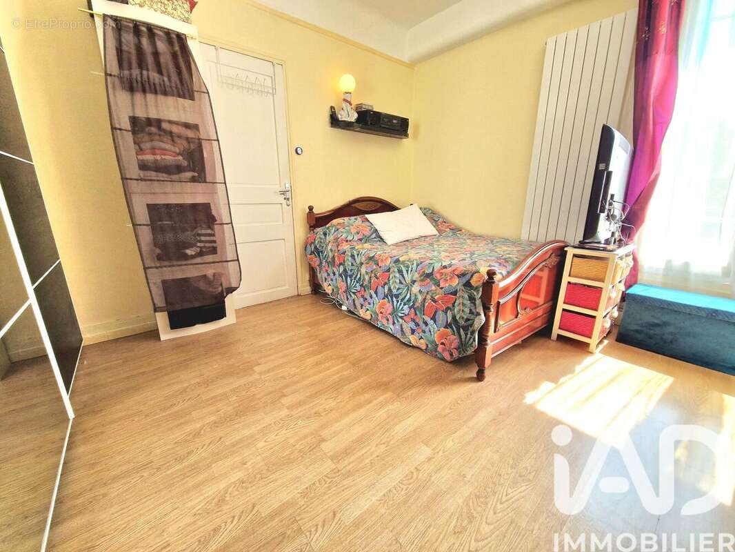 Photo 8 - Maison à LIVRY-GARGAN