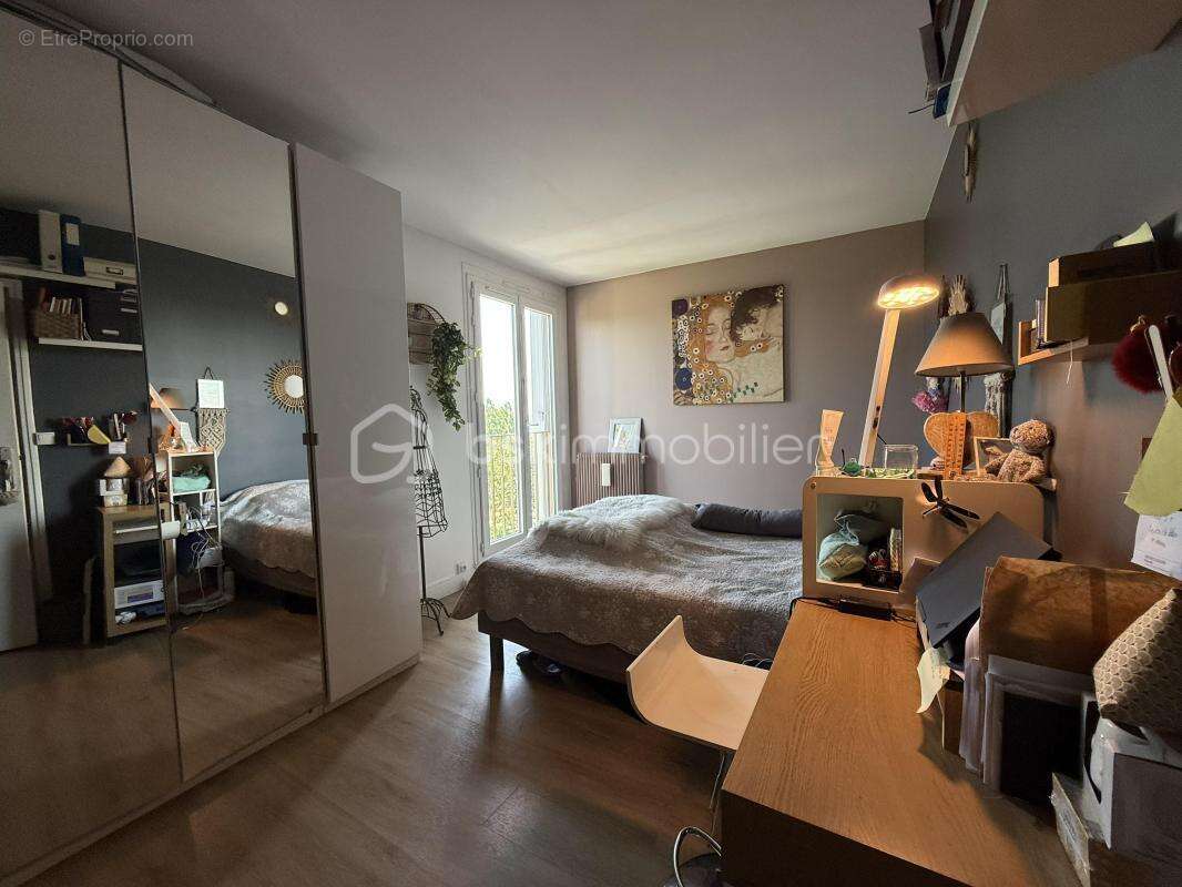 Appartement à NEUILLY-PLAISANCE
