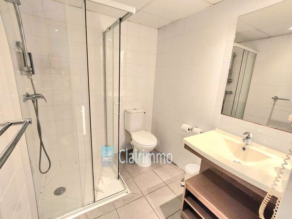 T1 20,05m2  MEUBLE LMNP / 13002