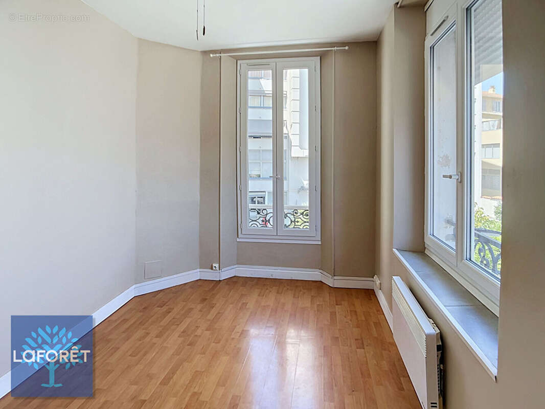 PETIT JUAS CANNES - Appartement 2 pièces de 31 m² - Idéal investisseur - photo 4