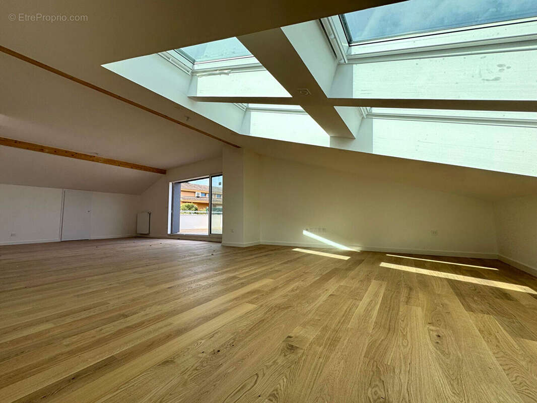 Appartement à RAMONVILLE-SAINT-AGNE