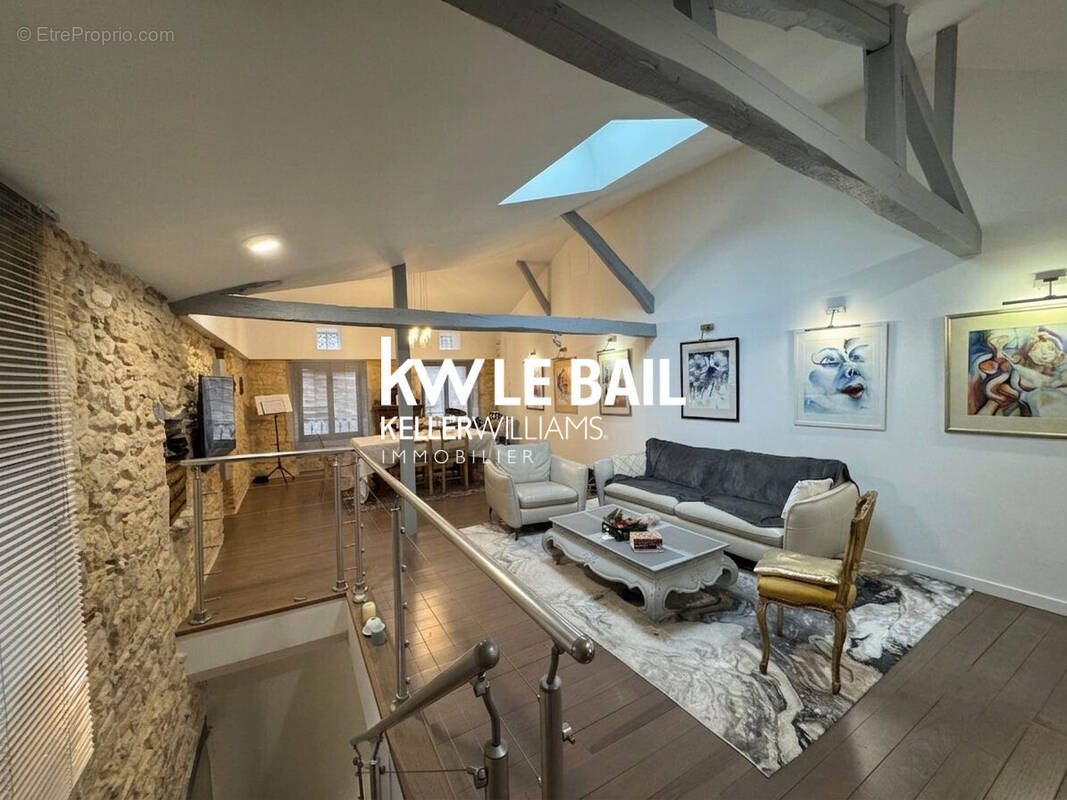 Maison à PUY-L'EVEQUE