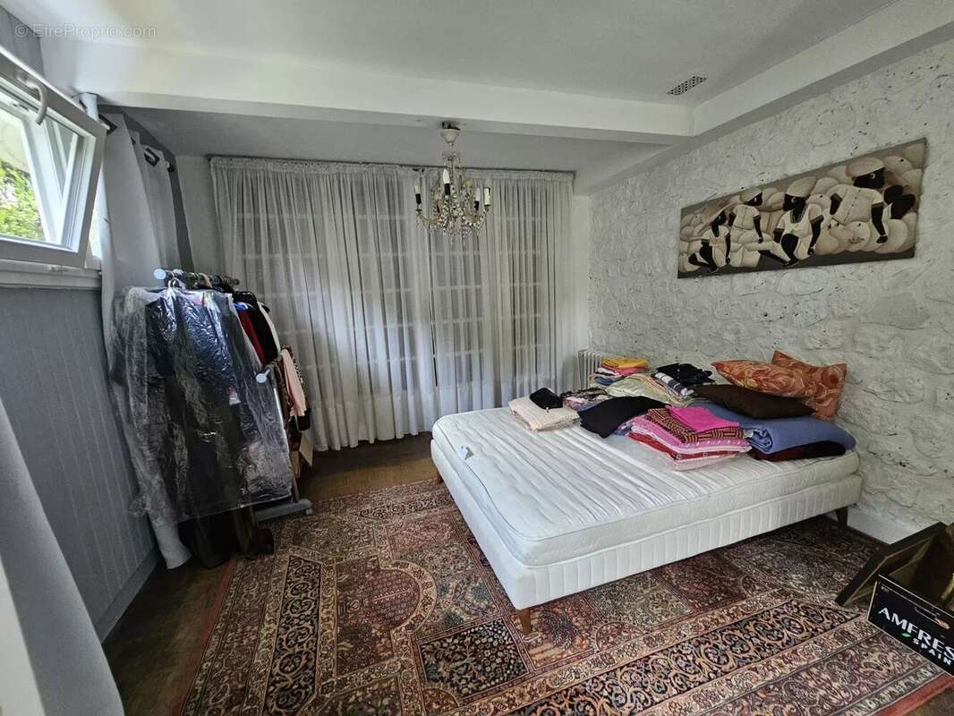 Maison à CHALETTE-SUR-LOING