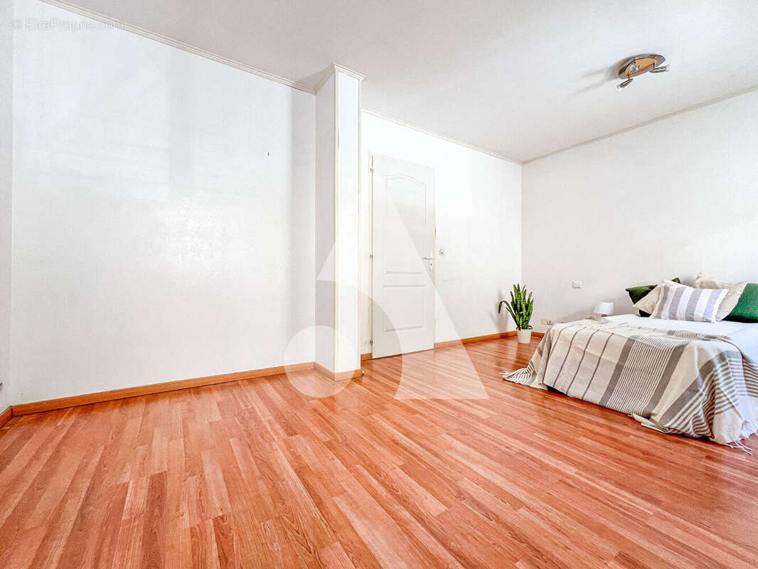 Appartement à SAINTES