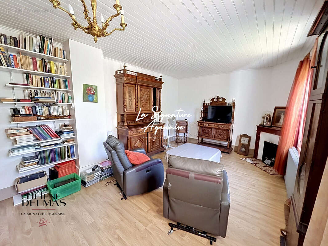 Maison à LE PASSAGE