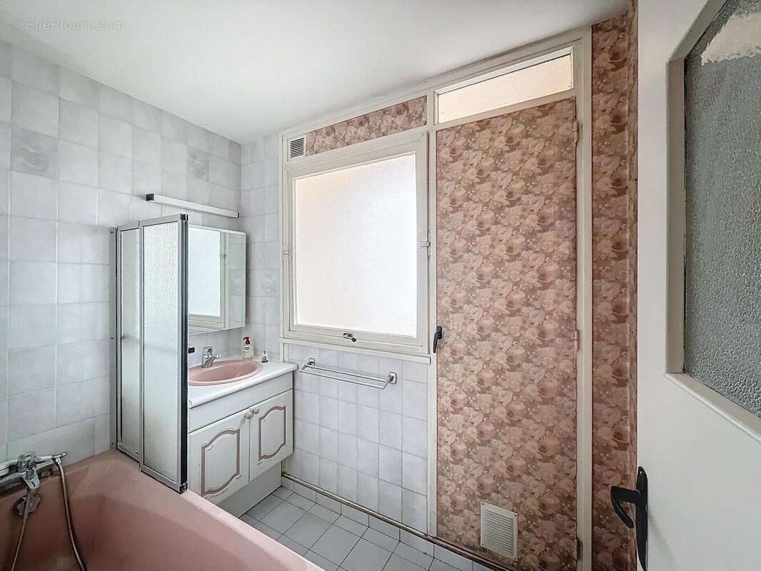 Photo 6 - Appartement à VENISSIEUX