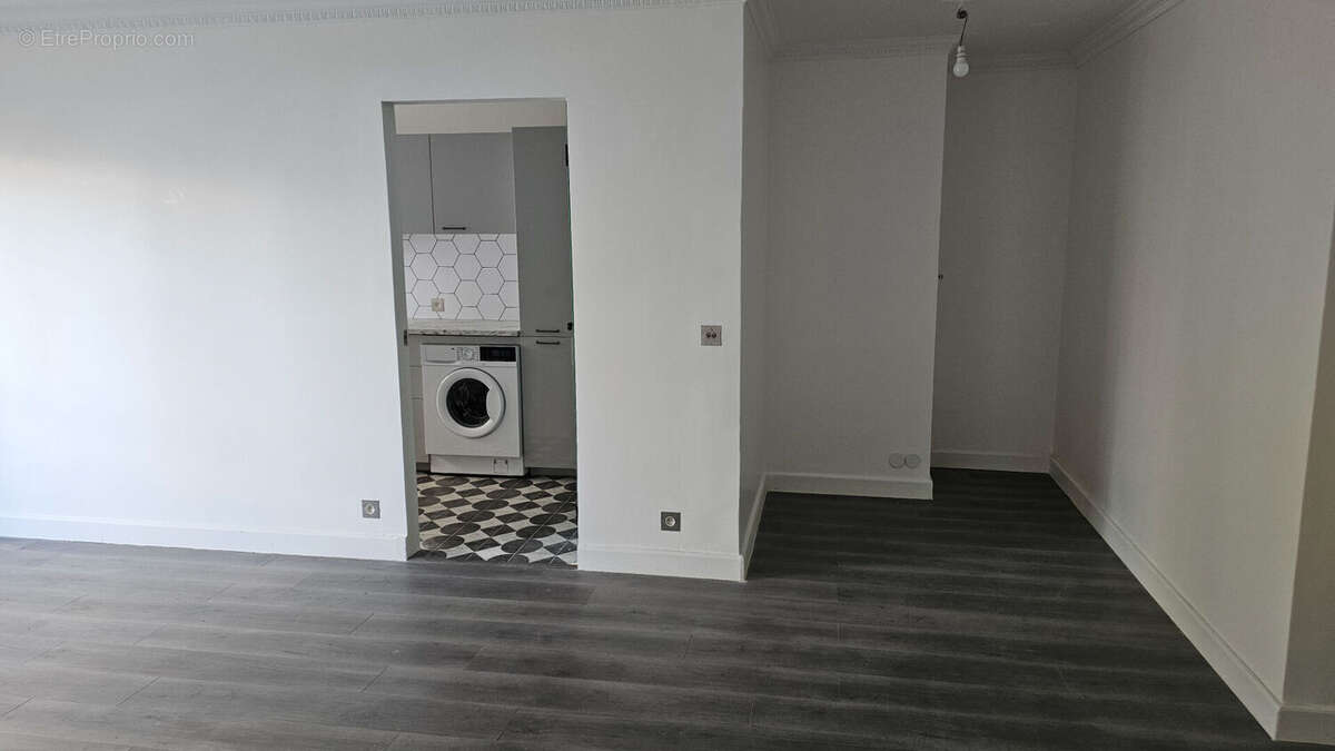 Appartement à PARIS-18E