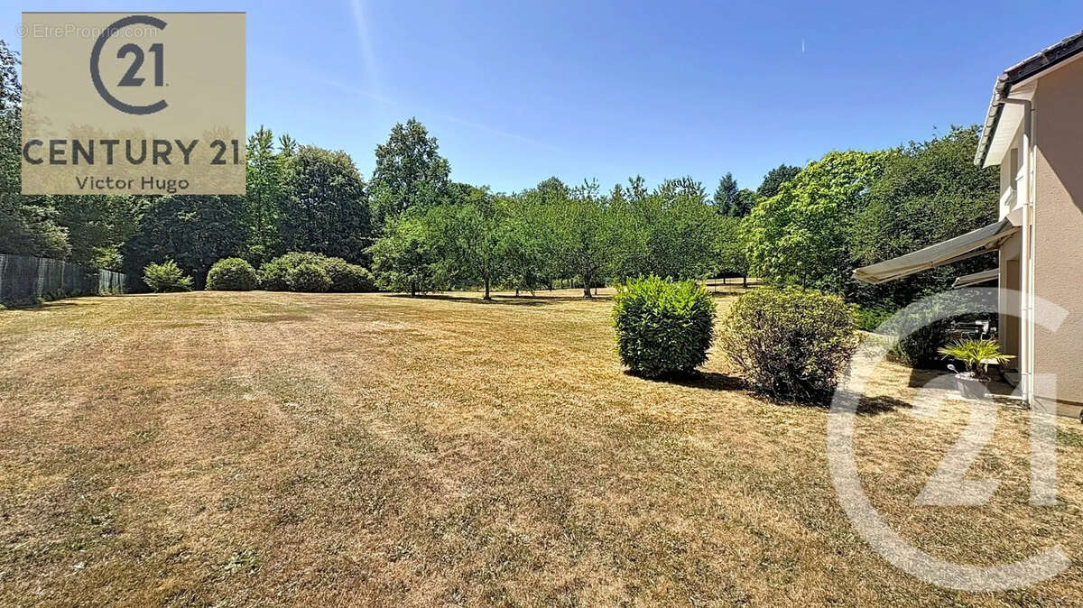 Maison 107 m² à Rilhac-Rancon  - photo 6