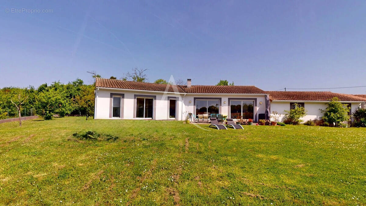 Maison à MERVILLE