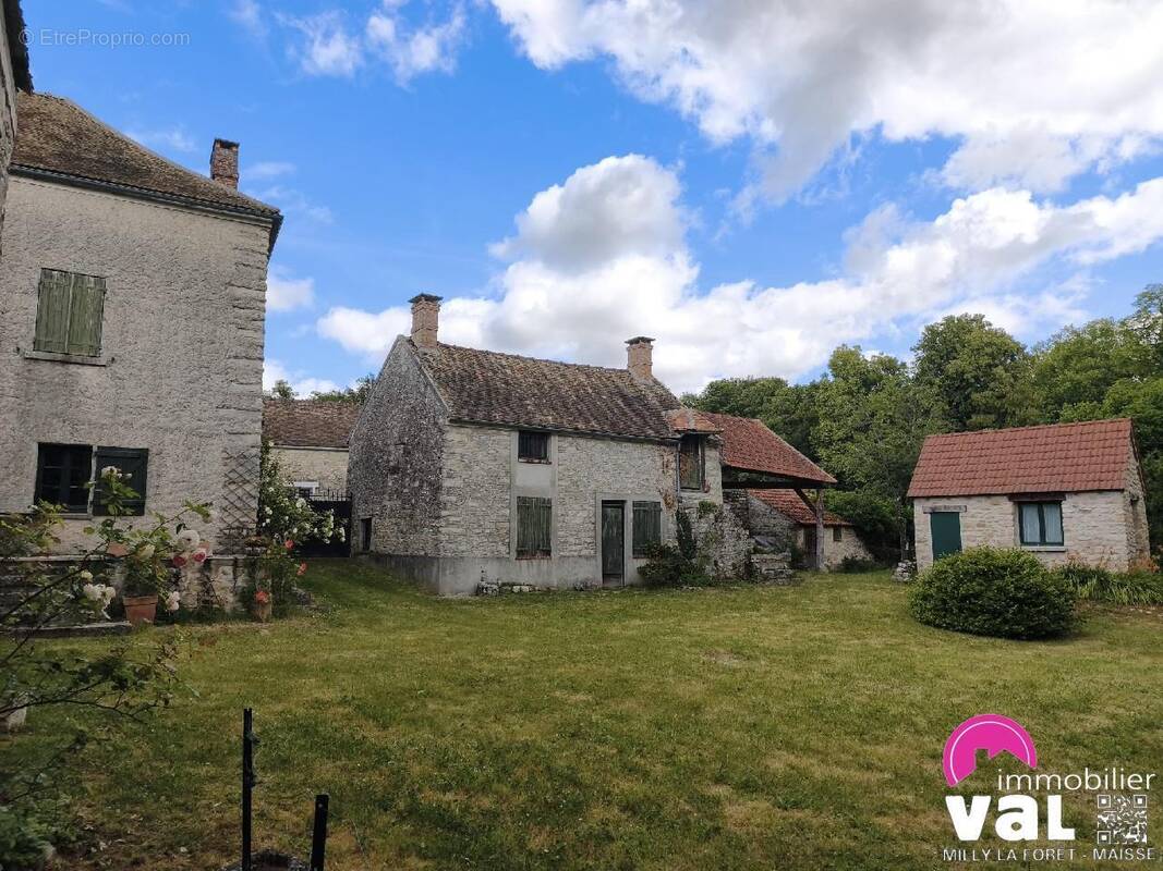 Maison à VAYRES-SUR-ESSONNE