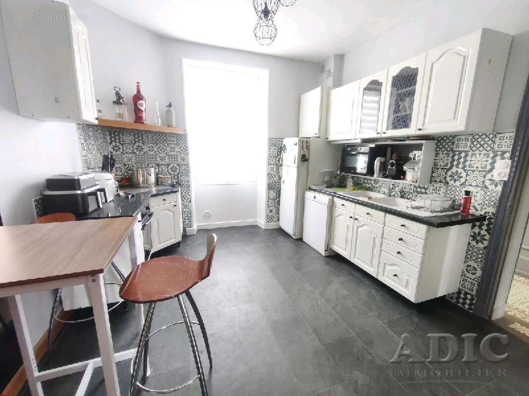 Maison 223 m² à Dammartin-En-Goele  - photo 4