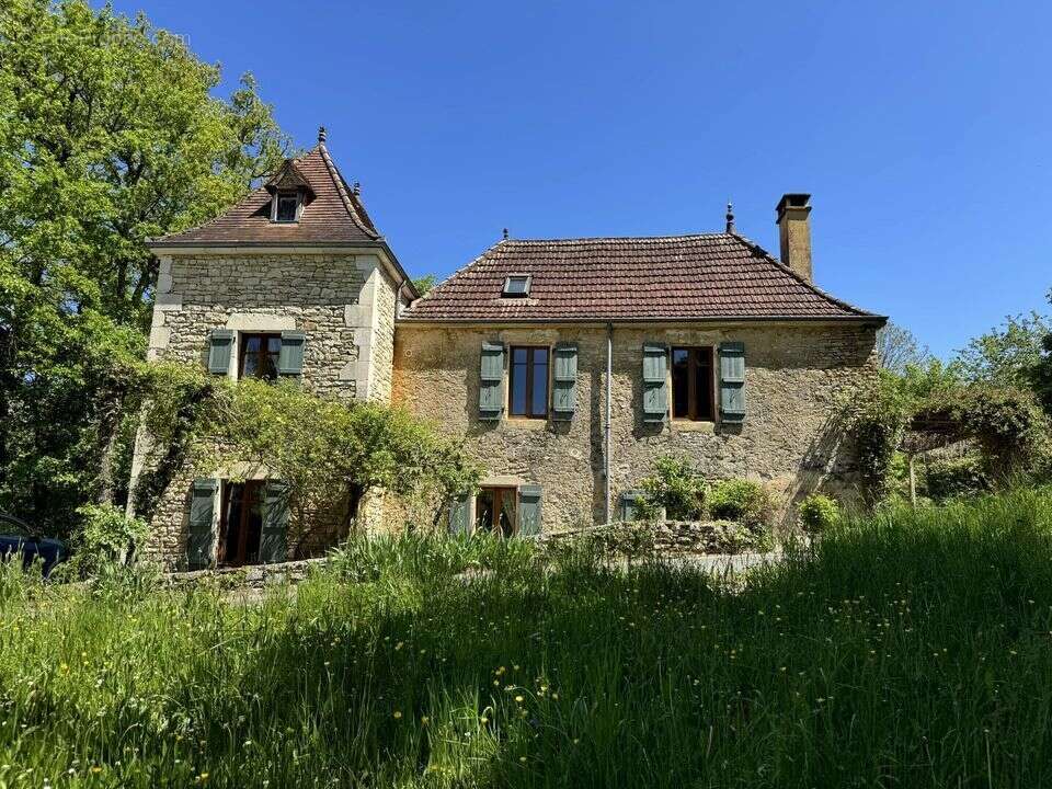Maison à GOURDON