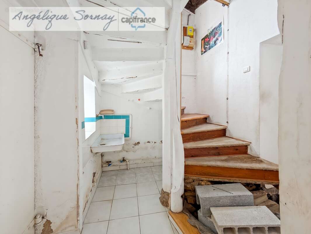 Maison à vendre 5 pièces SELLIERES (39) - photo 8