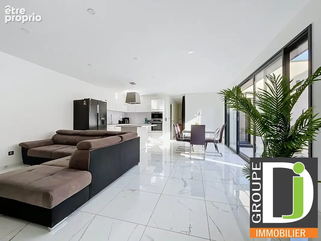 Maison 5 pièces 130 m² à vendre à Valence (26000) - photo 3