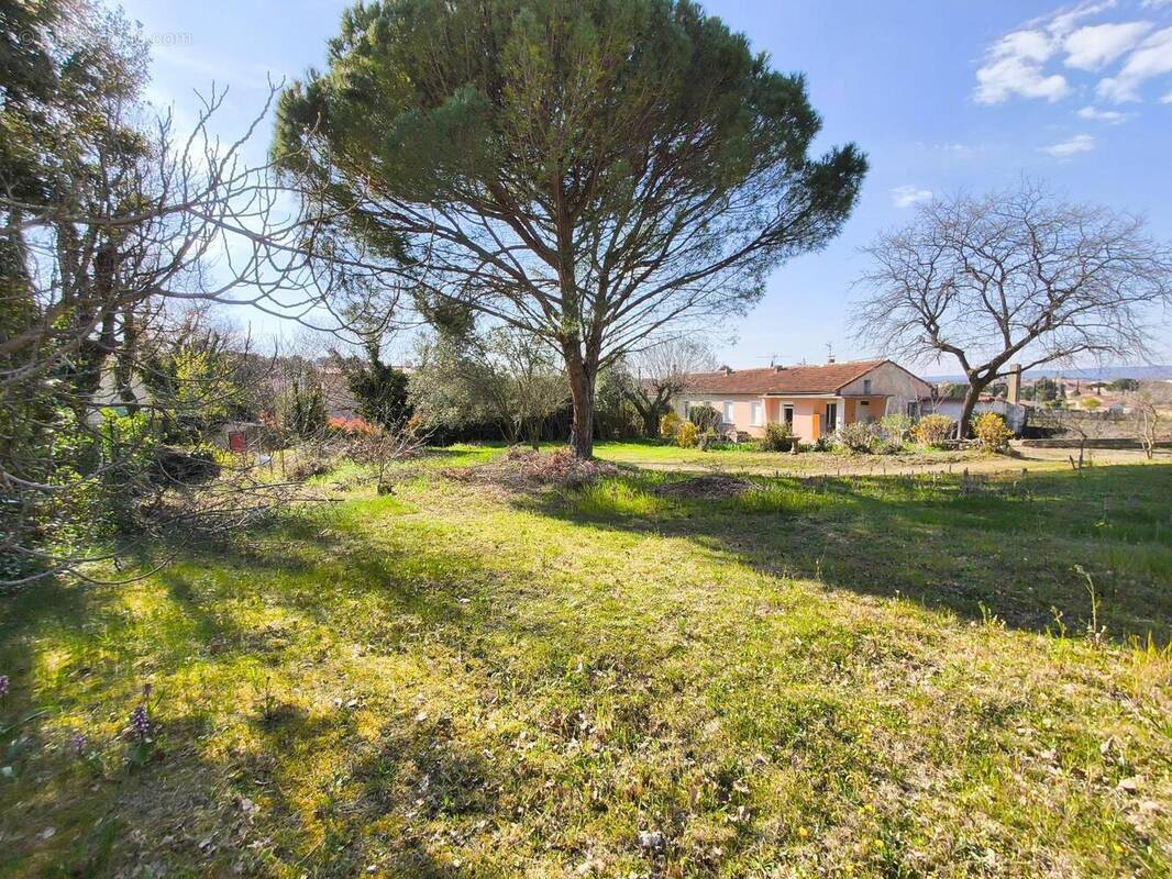 Photo 1 - Maison à VALREAS