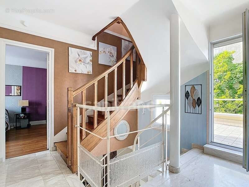 Maison à ASNIERES-SUR-SEINE