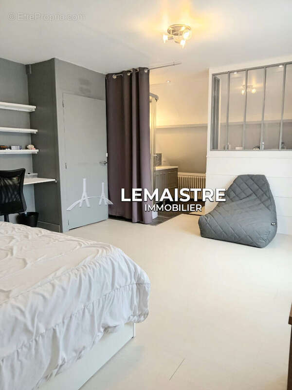 Maison à vendre - Yvetot - Quartier du Fay - 160 m² - 5 chambres - Sous-sol complet - Terrain 1535 m² - photo 10