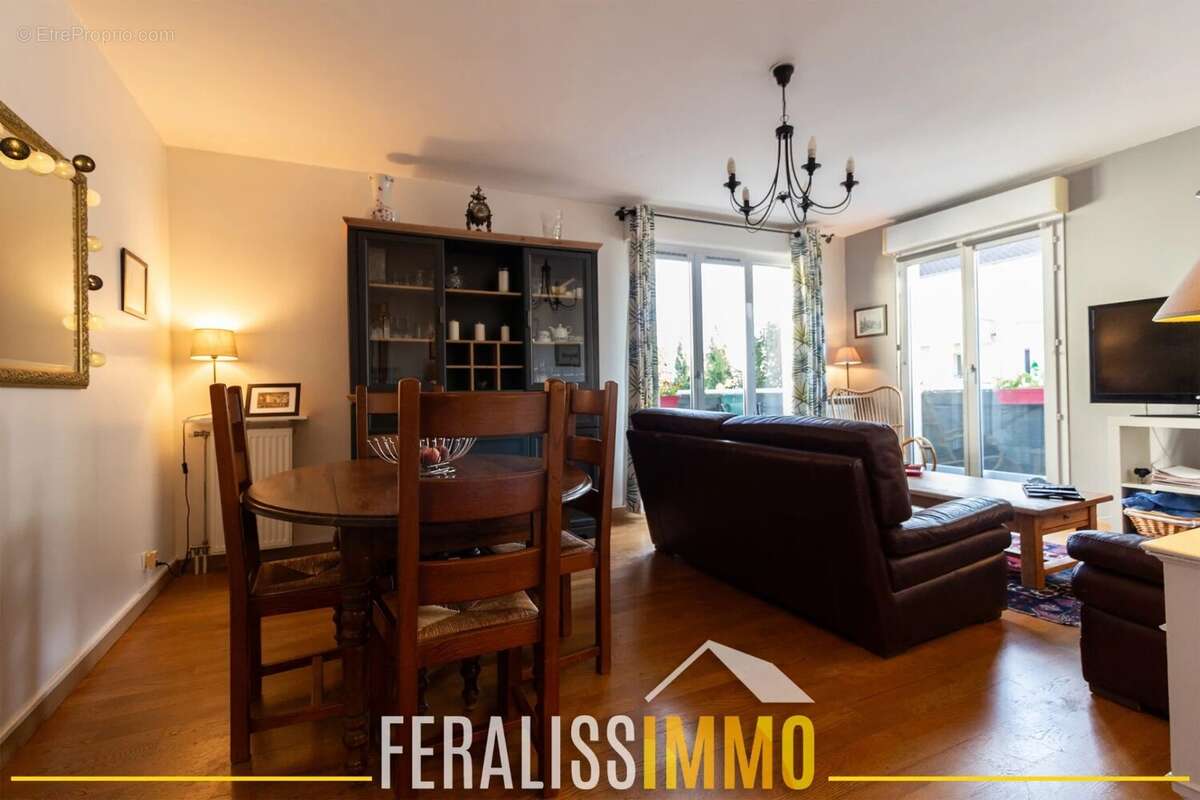 Appartement à ERAGNY