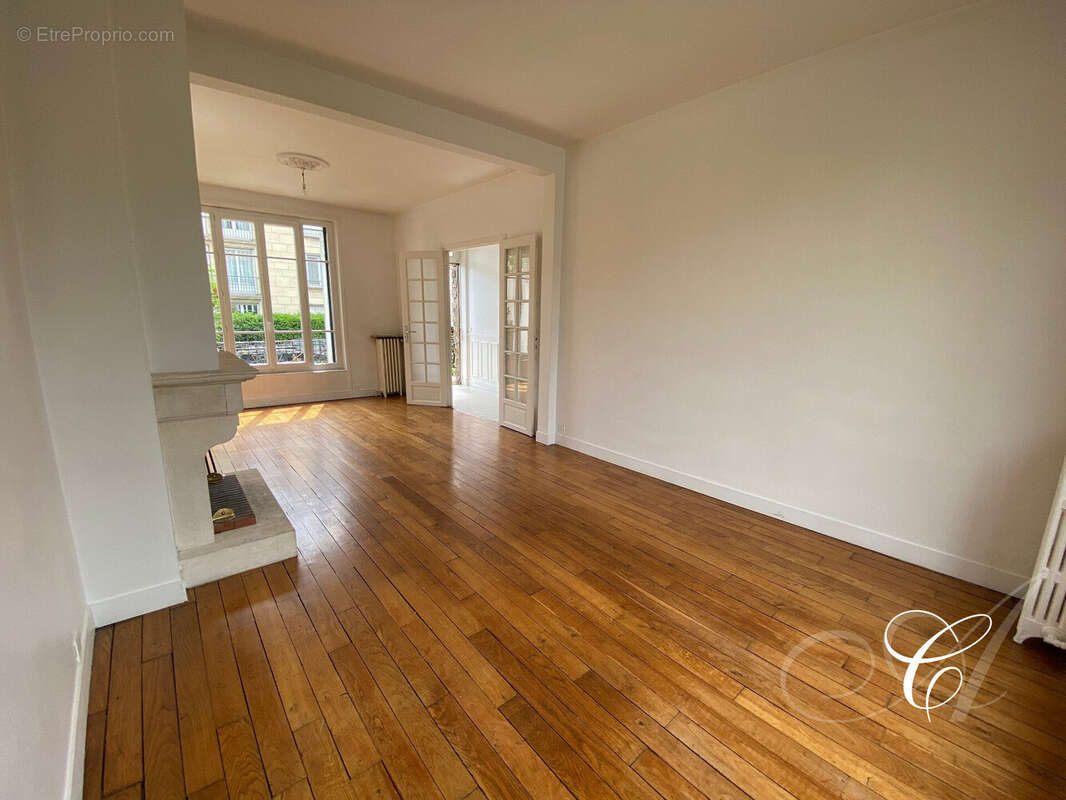 Maison à VERSAILLES