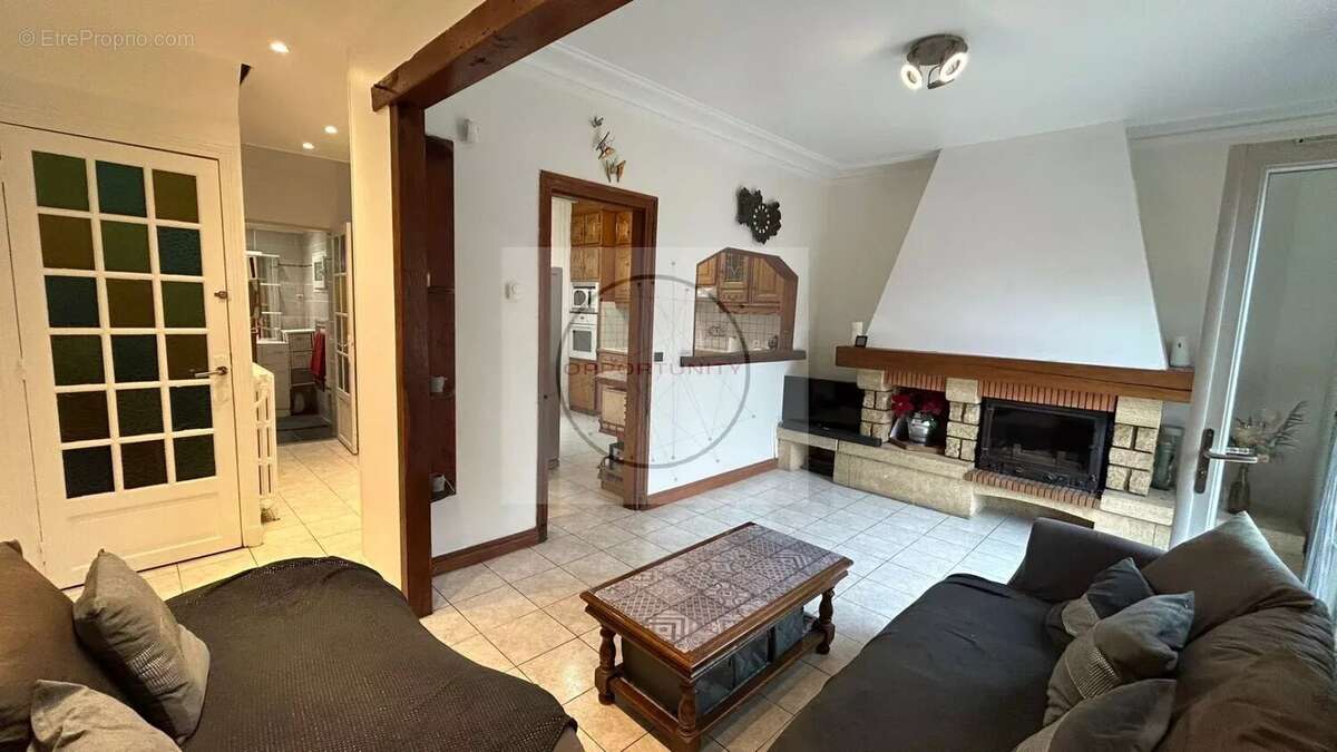 Maison à FONTENAY-SOUS-BOIS