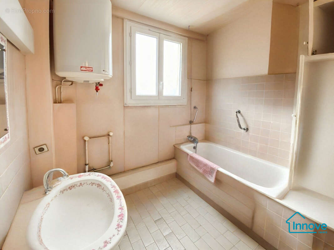 Appartement à LE PLESSIS-ROBINSON