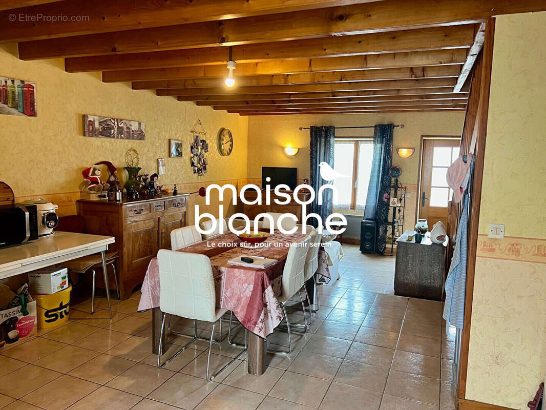 Maison à SOUDAN