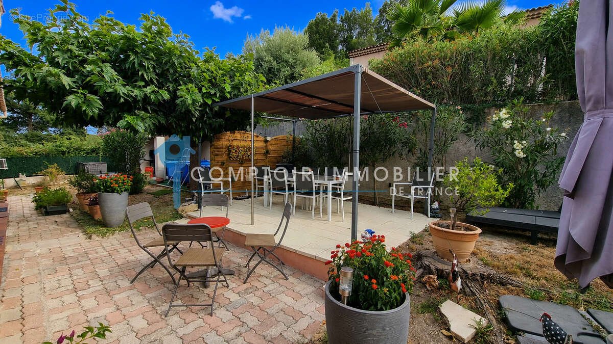 A VENDRE (VAR - 83) - Villa à vendre avec 3 chambres proche du village - photo 2