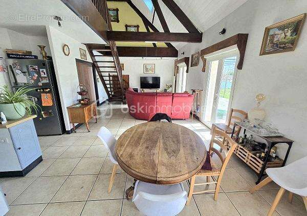 Maison à SAINT-ANDRE-DE-CUBZAC