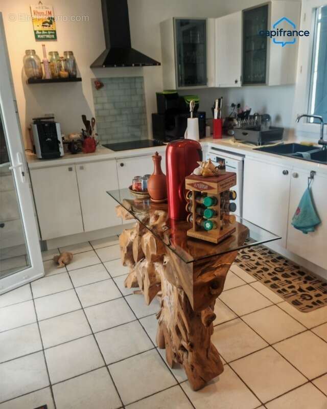 Maison à LES TROIS-ILETS