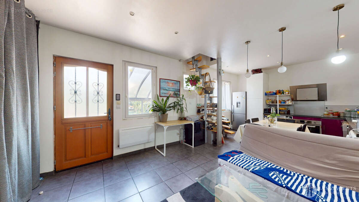Appartement Froges 3 pièces 54 m2 avec 250m² de jardin privatif - photo 6