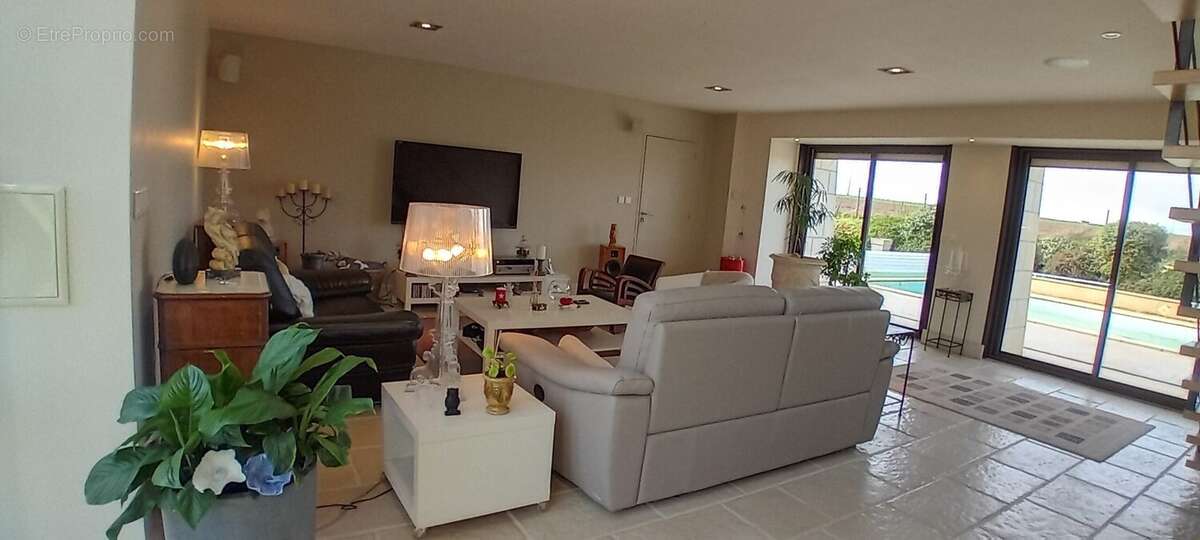 Maison à VILLEPERDUE