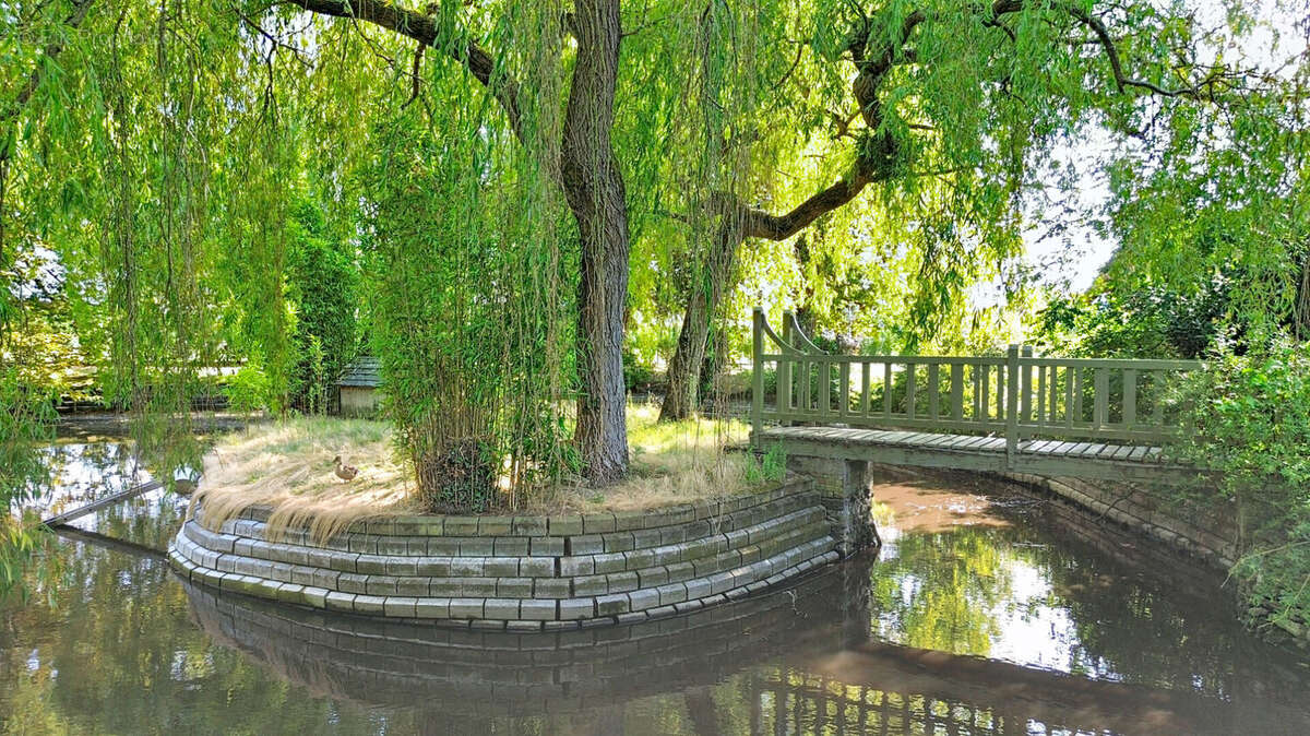 EXCLUSIVITE - VARAVILLE -  Proche mer. Villa Anglo-Normande d'exception et son parc. - photo 5