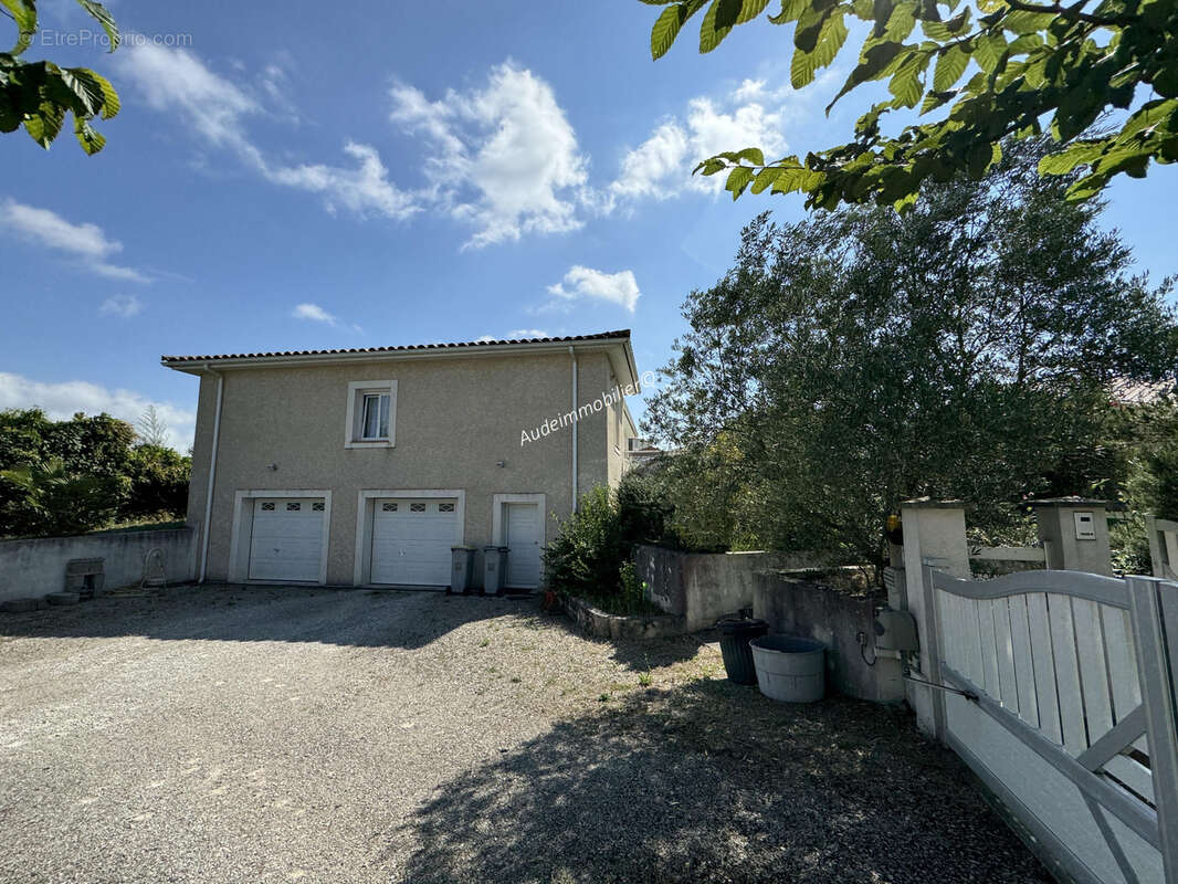 Maison à BELVEZE-DU-RAZES